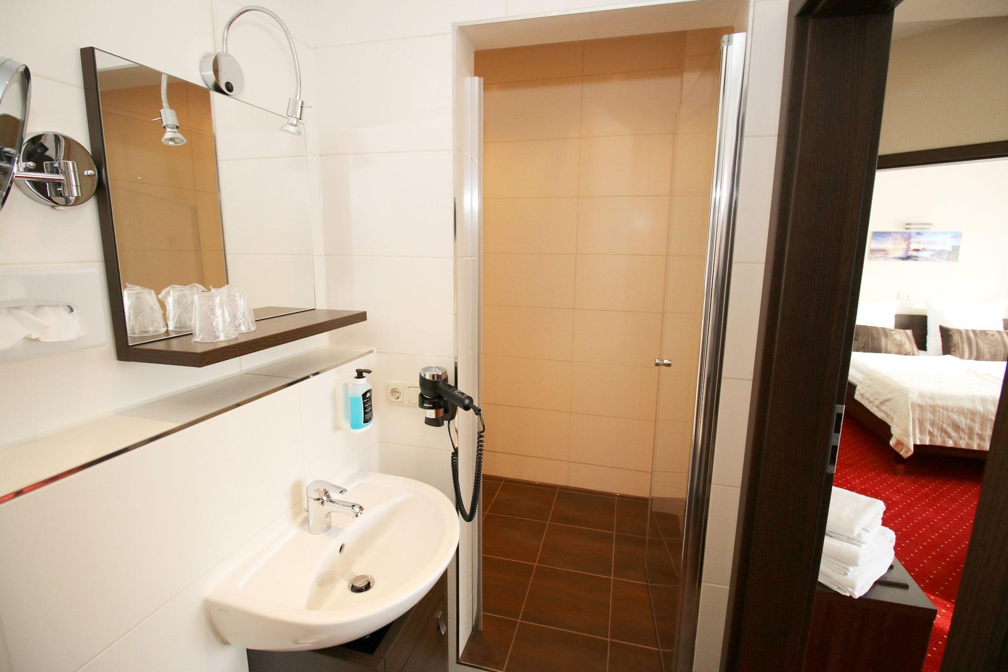 Home Hotel Hotel